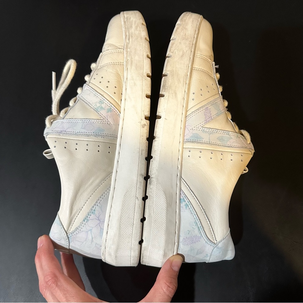 Vionic Cream Leather Sneakers with Pastel Floral Accents - Picture 10 of 11